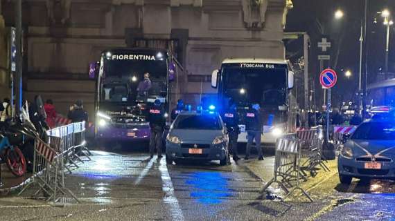 Fiorentina, la squadra è arrivata a Milano: queste le foto e i video