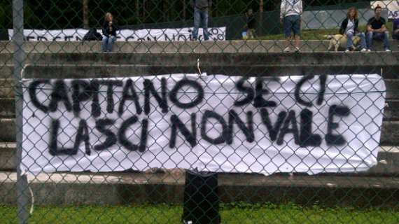 CORTINA, Piccolo striscione per Montolivo