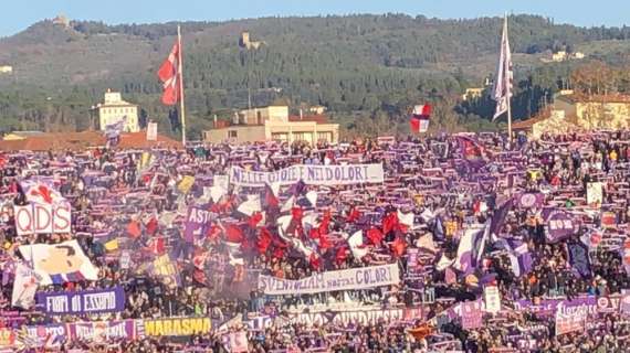 FOTO FV, La Curva: "Nelle gioie e nei dolori..."