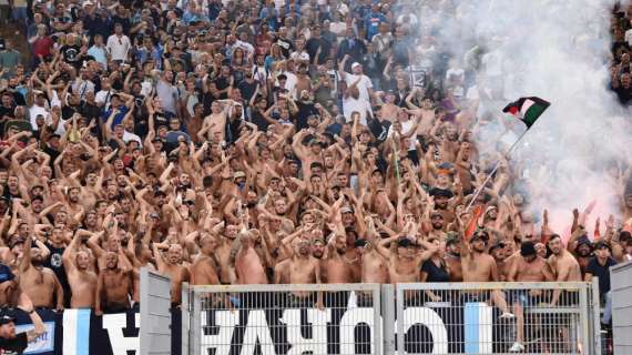 NAPOLI, Tifosi azzurri danno caccia a hooligans reds