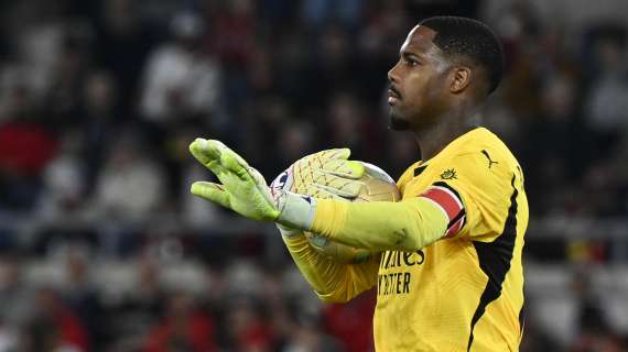 Mercato, gli occhi del Chelsea sul portiere del Milan, Maignan