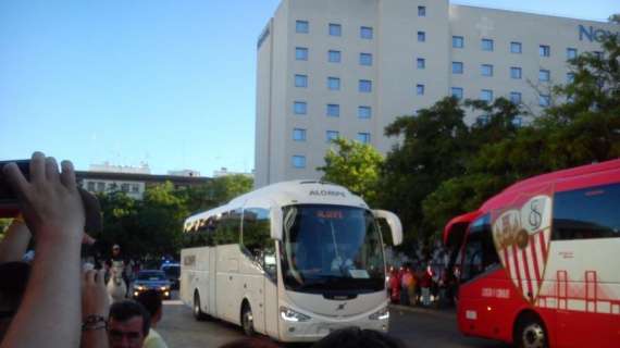 FOTO FV, Siviglia e Viola arrivate allo stadio