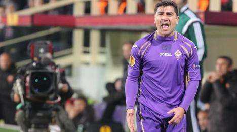 PIZARRO, Dallo smoking al rinnovo: mai banale