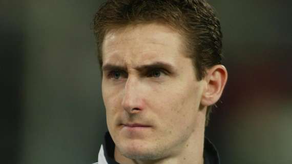 SFIDA CHAMPIONS, Klose suona la carica