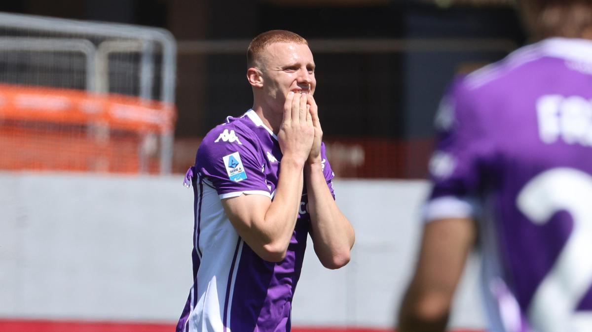 Giovani Viola senza spazio, CorFio: "Calcio italiano in ritardo rispetto a quello europeo"