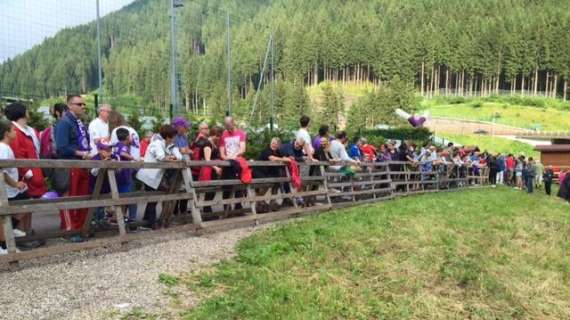 MOENA, Tifosi arrabbiati con la squadra per il ritardo