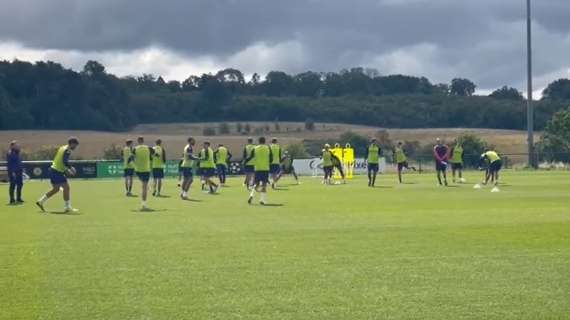Qui Inghilterra, in tre lavorano a parte. Gudmundsson in gruppo