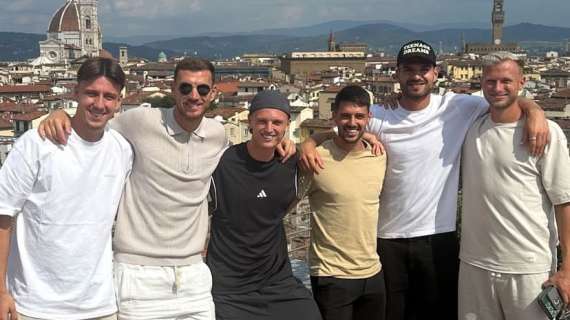 La Fiorentina fa team-building: ecco la foto di Dzeko e compagni. C'è anche Brekalo