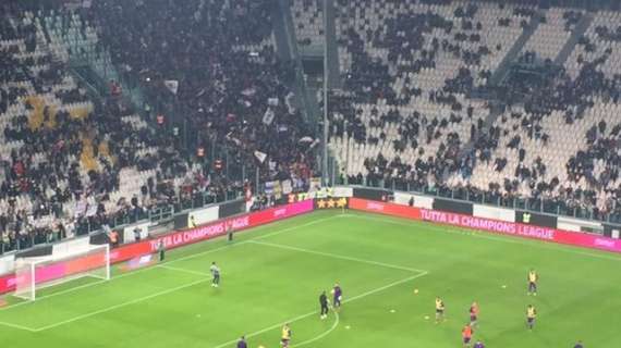 FOTO FV, Viola in campo per il riscaldamento