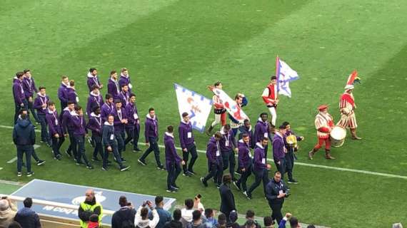 FOTO FV, La primavera a bordo campo con la coppa