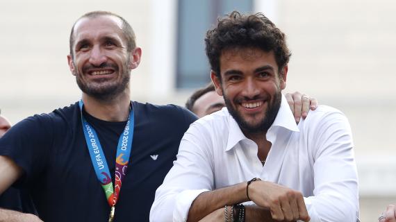 Da Hugh Grant ad Adrien Brody, fino a Berrettini e Fabbri: Fiorentina-Como è anche sfida tra Vip