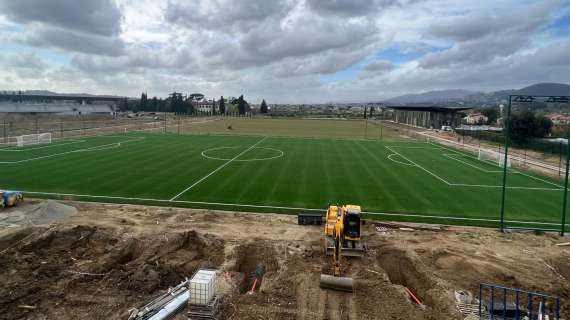 FOTO FV, Viola Park, via le sette gru: taglio del nastro vicino