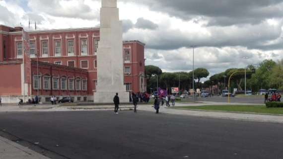 FOTO FV, Tutto ok in zona Curva Sud ma alle 12:00...