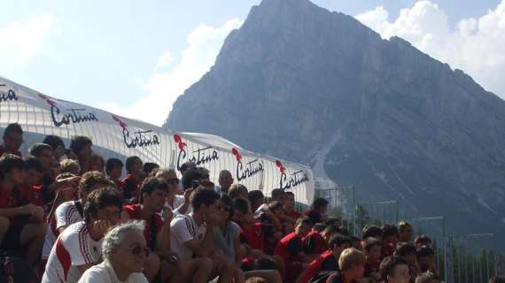 CORTINA, Pubblico folto e baby rossoneri