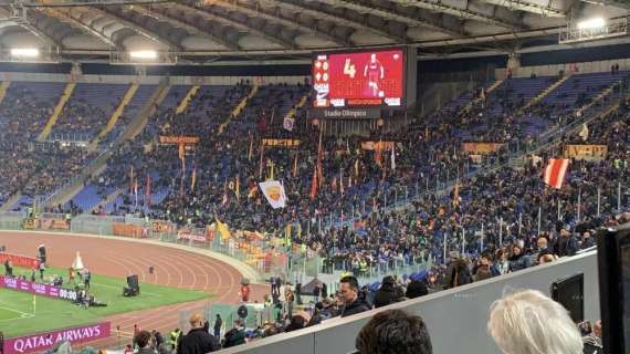 DALL'OLIMPICO, Fischi per i giocatori. Applausi a...