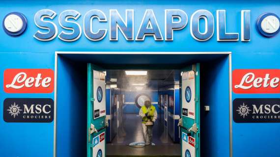 NAPOLI, Il Maradona sold-out senza che ci si giochi