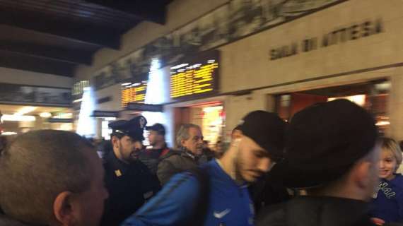 FOTO FV, L'Inter arriva alla stazione di Firenze