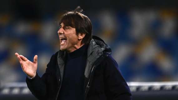Serie A, c'è Napoli-Genoa. Conte con i big, Vieira con i giovani: le formazioni ufficiali