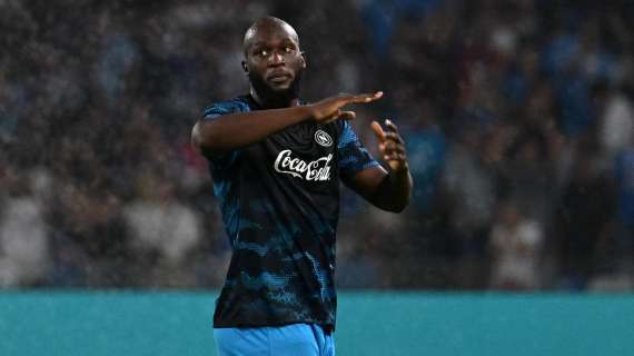 SERIE A, Lukaku show e il Napoli in vetta: 0-4 a Cagliari