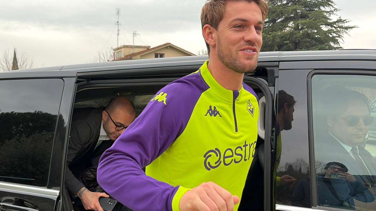 Rugani è arrivato a Villa Donatello: visite mediche per il nuovo centrale viola