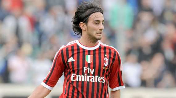 MERCATO, Aquilani in viola: domani le firme