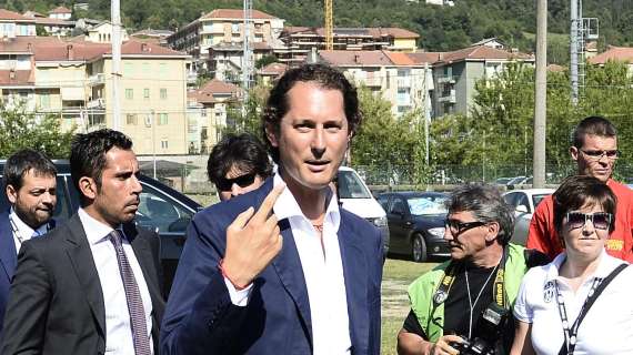 J.ELKANN, DDV pensi alla Tod's che è un nano