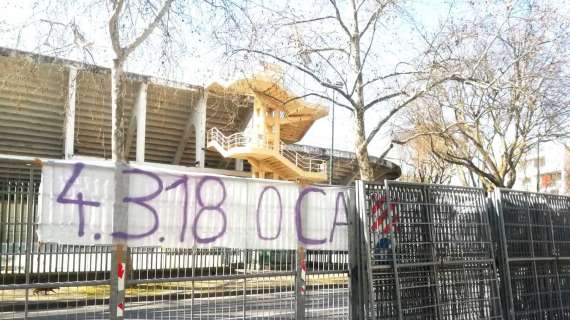 FOTO FV, Striscione per DA13 coperto dalle transenne