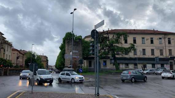 BERGAMO, Treno dei tifosi in arrivo. Il cielo è coperto