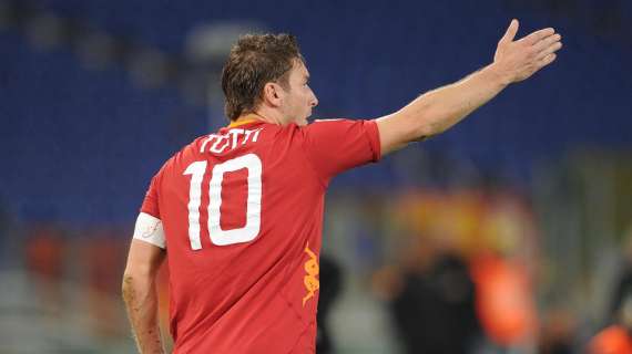 ROMA-FIORE 1-1, Pareggia Totti con una deviazione