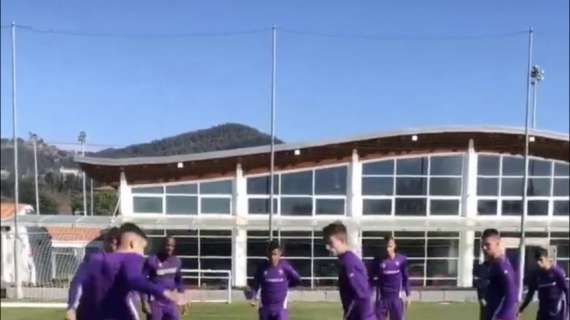 VIDEO, I viola sono già in campo: Milenkovic c'è