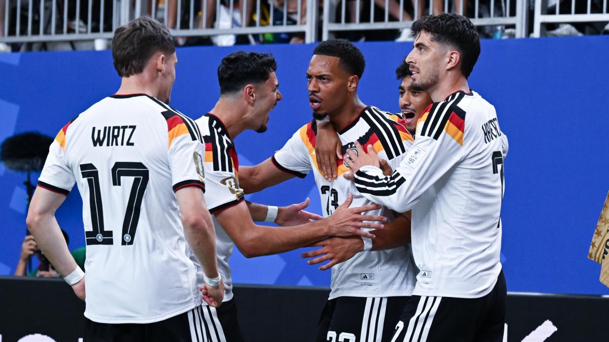 La Germania travolge il Curaçao 7-1. Comenencia però fa la storia