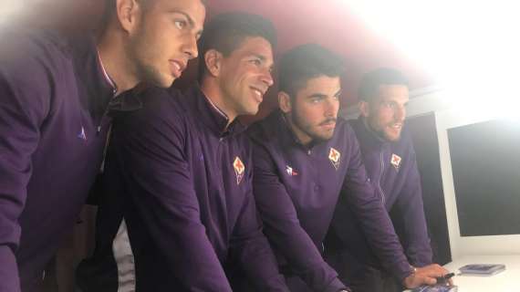 FOTO FV, I giocatori firmano autografi con i tifosi