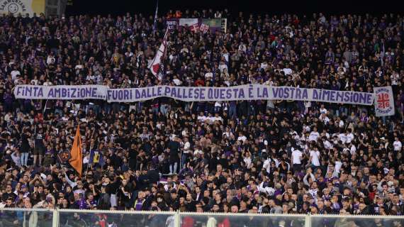 La Curva ha messo tutti nel mirino. Repubblica: "Notte amara al Franchi"