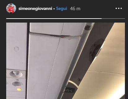 FOTO, Simeone in viaggio verso Cagliari