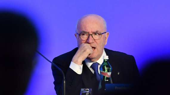 TAVECCHIO, Il calcio deve continuare. E no ghettizzare