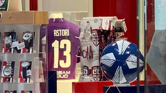 FOTO FV, Cagliari Store di Elmas: omaggio a DA13