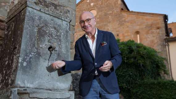 NATALE SENZA ADV, UN ALTRO CAPITOLO DI UNA BRUTTA STORIA. STADIO, NESSUNA ILLUSIONE. SERVIRANNO ALTRI CINQUE ANNI.  IL NAPOLI E’ UMANO E NON PIU’ IMBATTIBILE. FIORENTINA PROVACI. E DE LAURENTIIS ASPETTA CHIESA