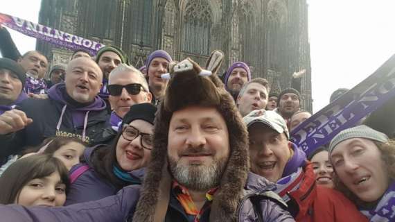 FOTO, I tifosi colorano la Germania di viola