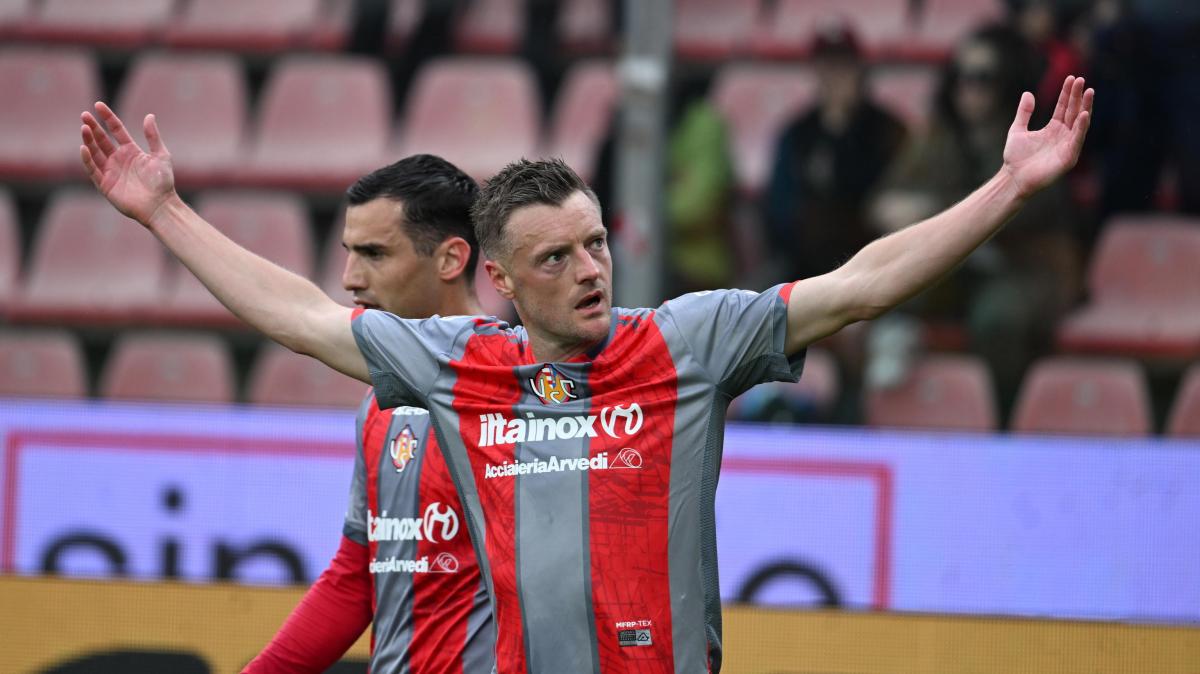 Vardy verso l'addio alla Cremonese: la punta vuole rescindere il contratto