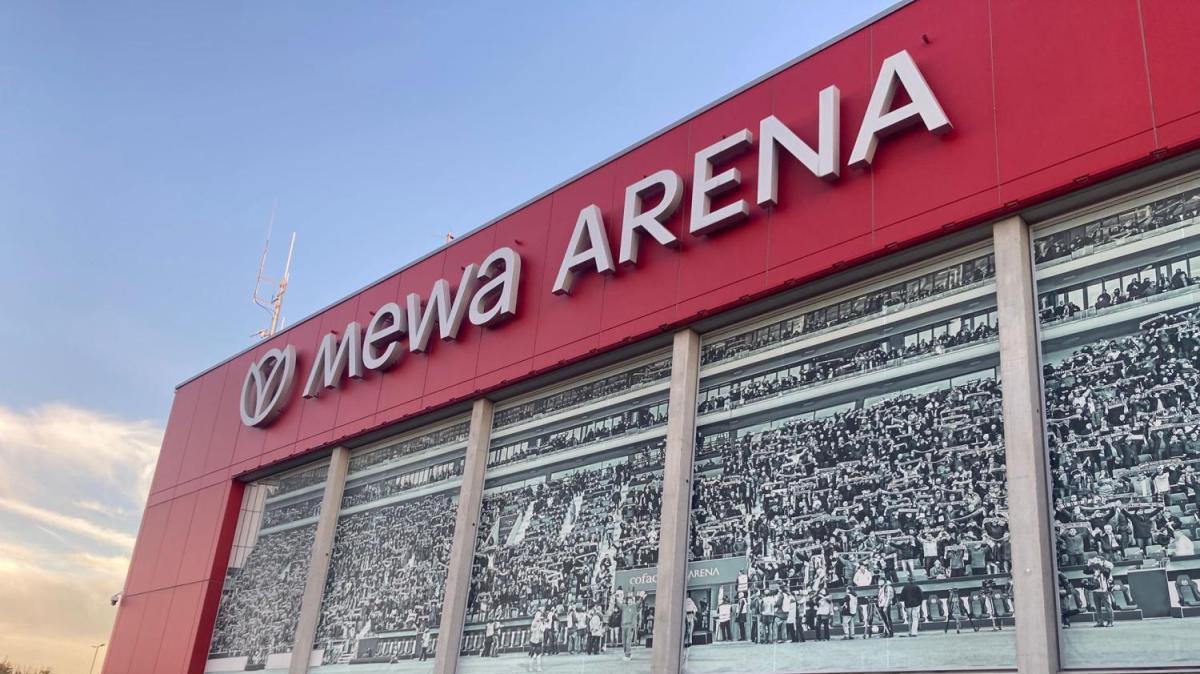 La "Mewa Arena" pronta per la sfida di Conference: le immagini di FirenzeViola