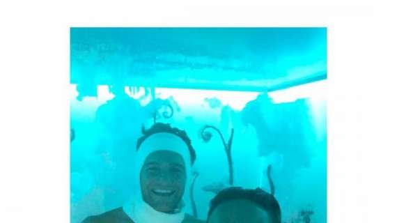 FOTO, Lezzerini e Alonso nella cabina della neve