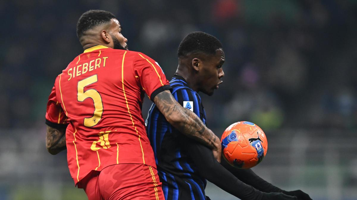 Lecce, Siebert suona la carica: "Giochiamo per la nostra gente"