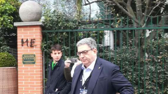 FOTO FV, Perinetti lascia hotel di Corvino. Sanchez...