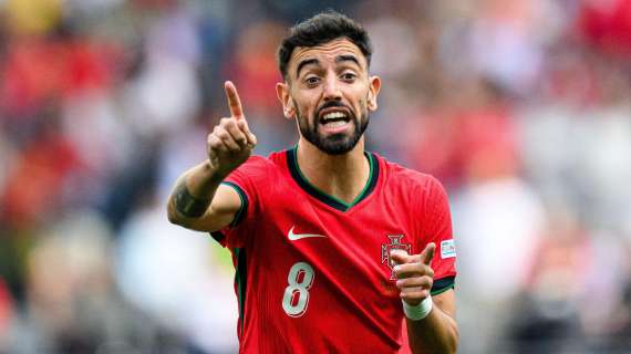 Verso United-Fiorentina, Bruno Fernandes dà il bentornato a De Gea (che risponde)