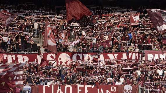 TORINO, Striscione fuori dallo stadio: "Adesso basta"