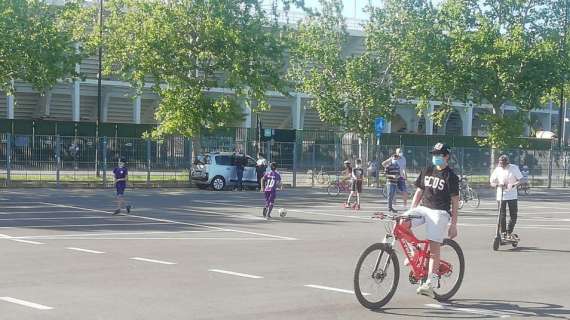 FOTO FV, Il piazzale dei campini si rianima di viola