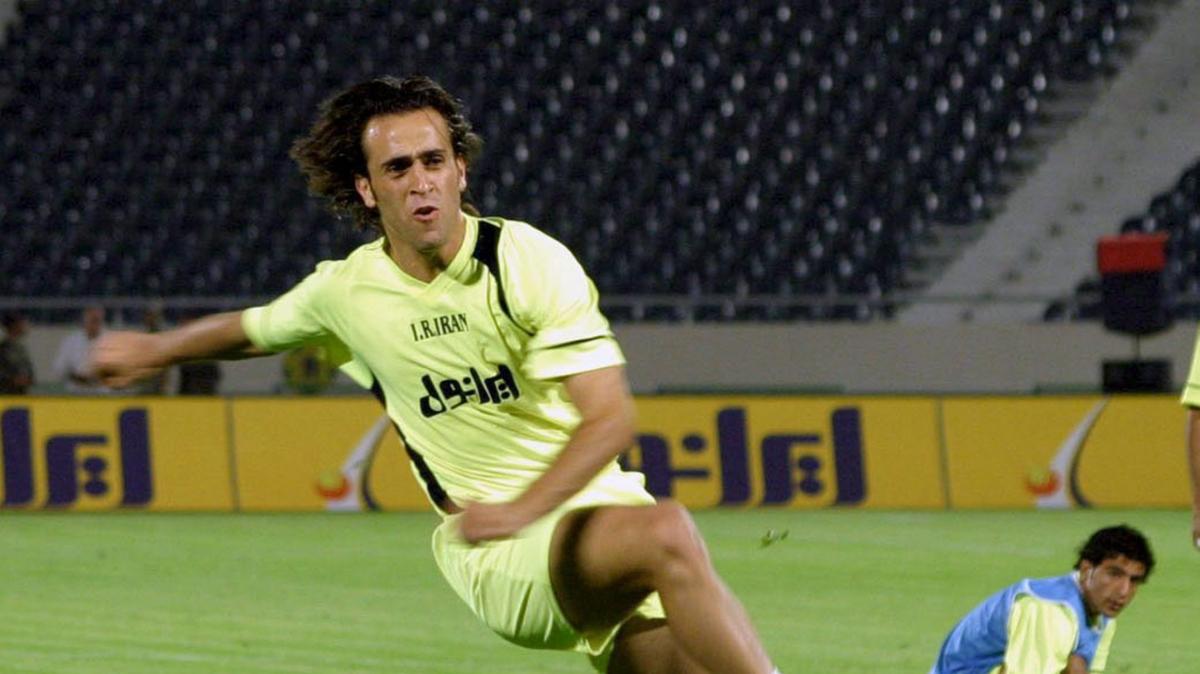 Lettera aperta degli ex nazionali Iran: "La Fifa condanni i crimini di Teheran"