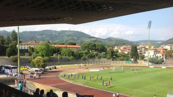 MONTECATINI, La squadra viola entra in campo