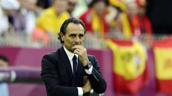 ITALIA, Prandelli imbriglia la Spagna al 45'