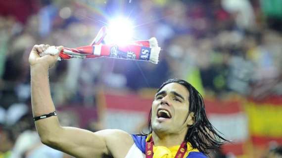 OBIETTIVI VIOLA, Grande concorrenza per Falcao